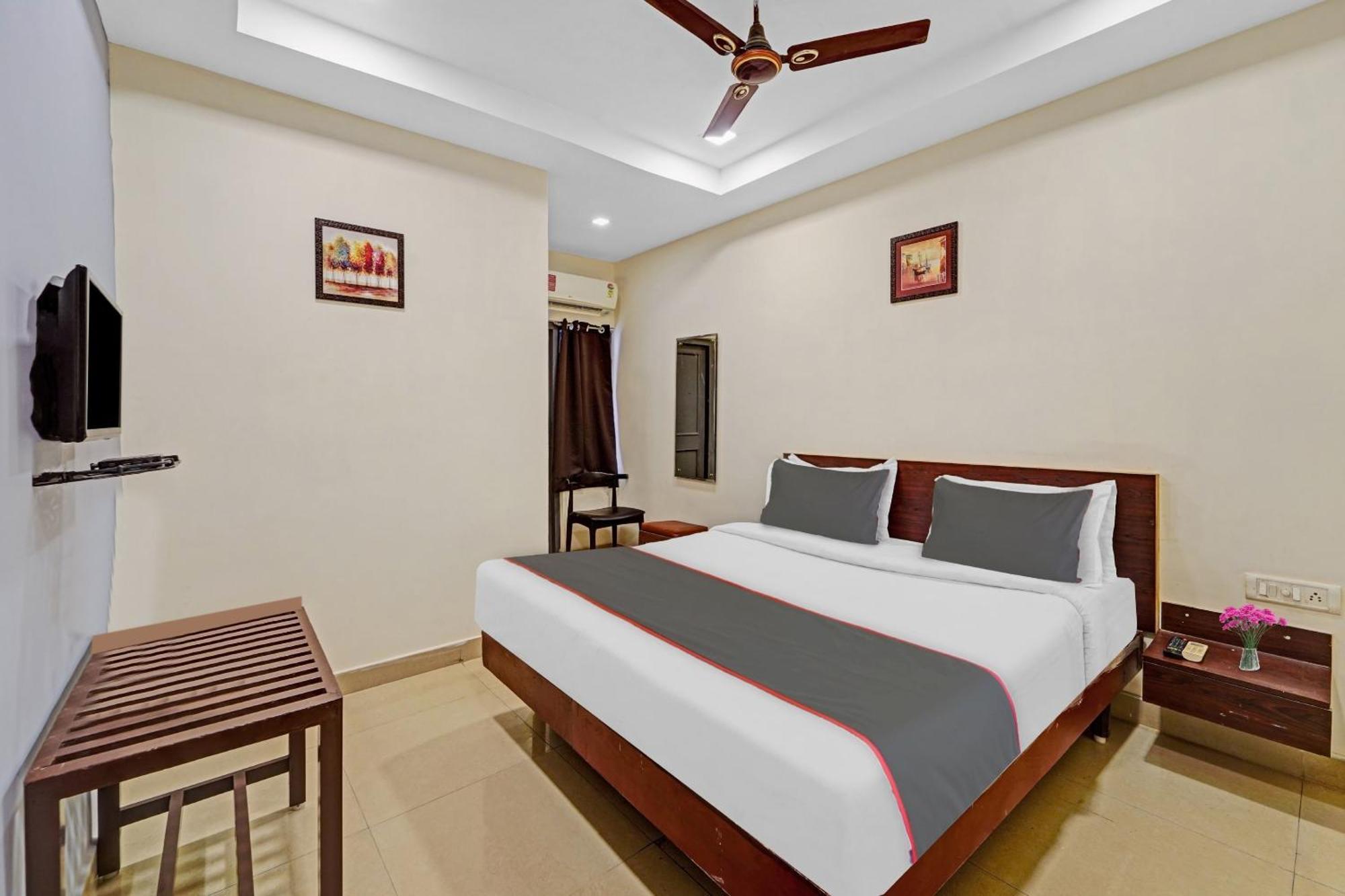 Super Townhouse G Silver Hotels Mount Road Csennai Kültér fotó